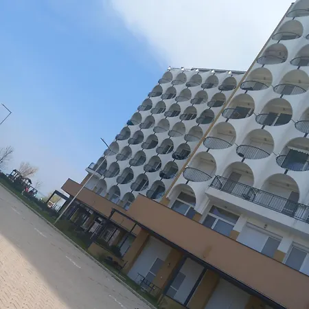 Black Swan Panorama Apartment *